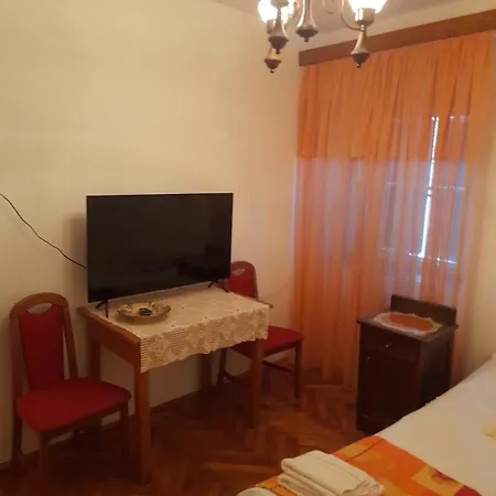 Opium Old Vendégház Split