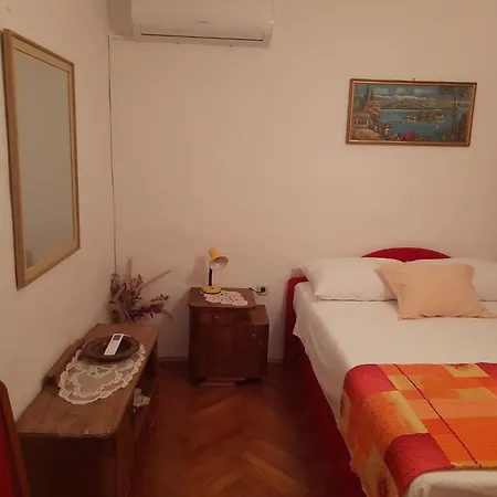 Opium Old Guest house 3*