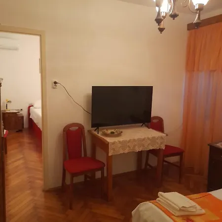 Opium Old Guest house