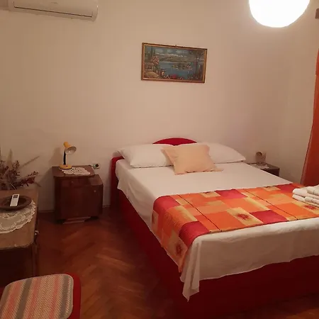 Guest house Opium Old Split